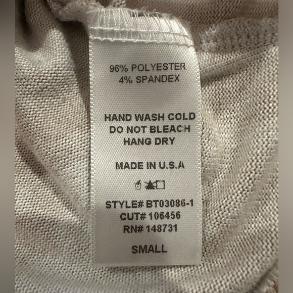 Blue Blush soft long sleeve crop top like new size small - Picture 7 of 7